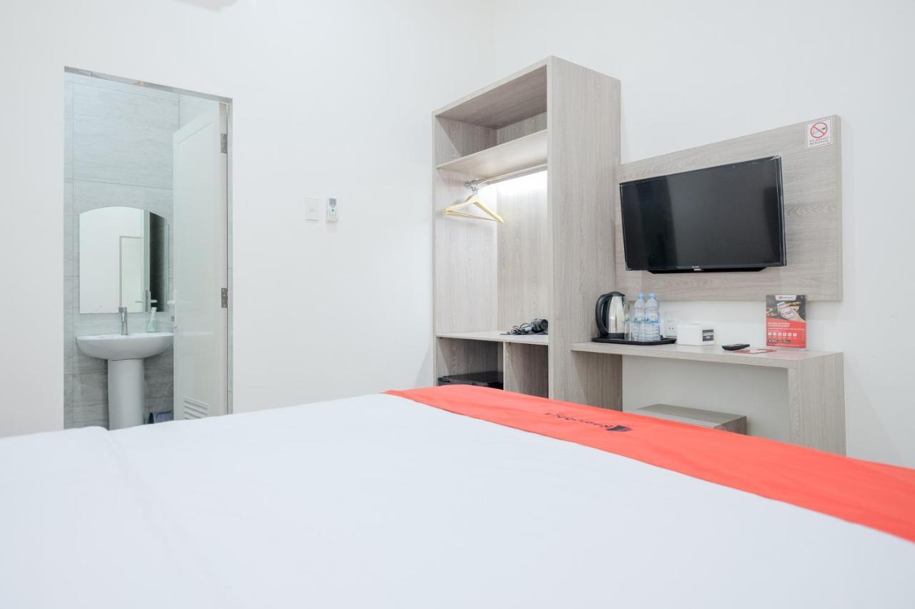 Reddoorz Plus @ Jalan Juanda Medan Exterior foto