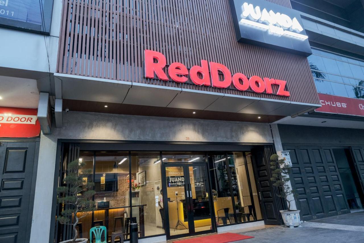 Reddoorz Plus @ Jalan Juanda Medan Exterior foto